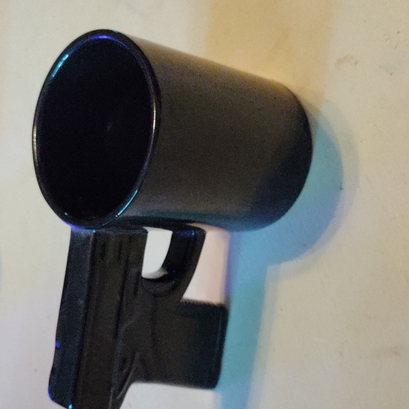 Big Mouth Toys black gun cup - Picture 1 of 4